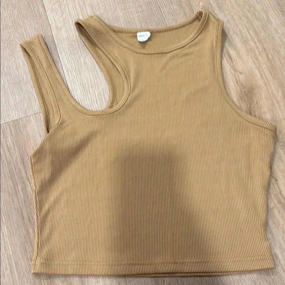 Women's Black and Tan Ribbed Cutout Crop Tank Tops - Picture 8 of 9